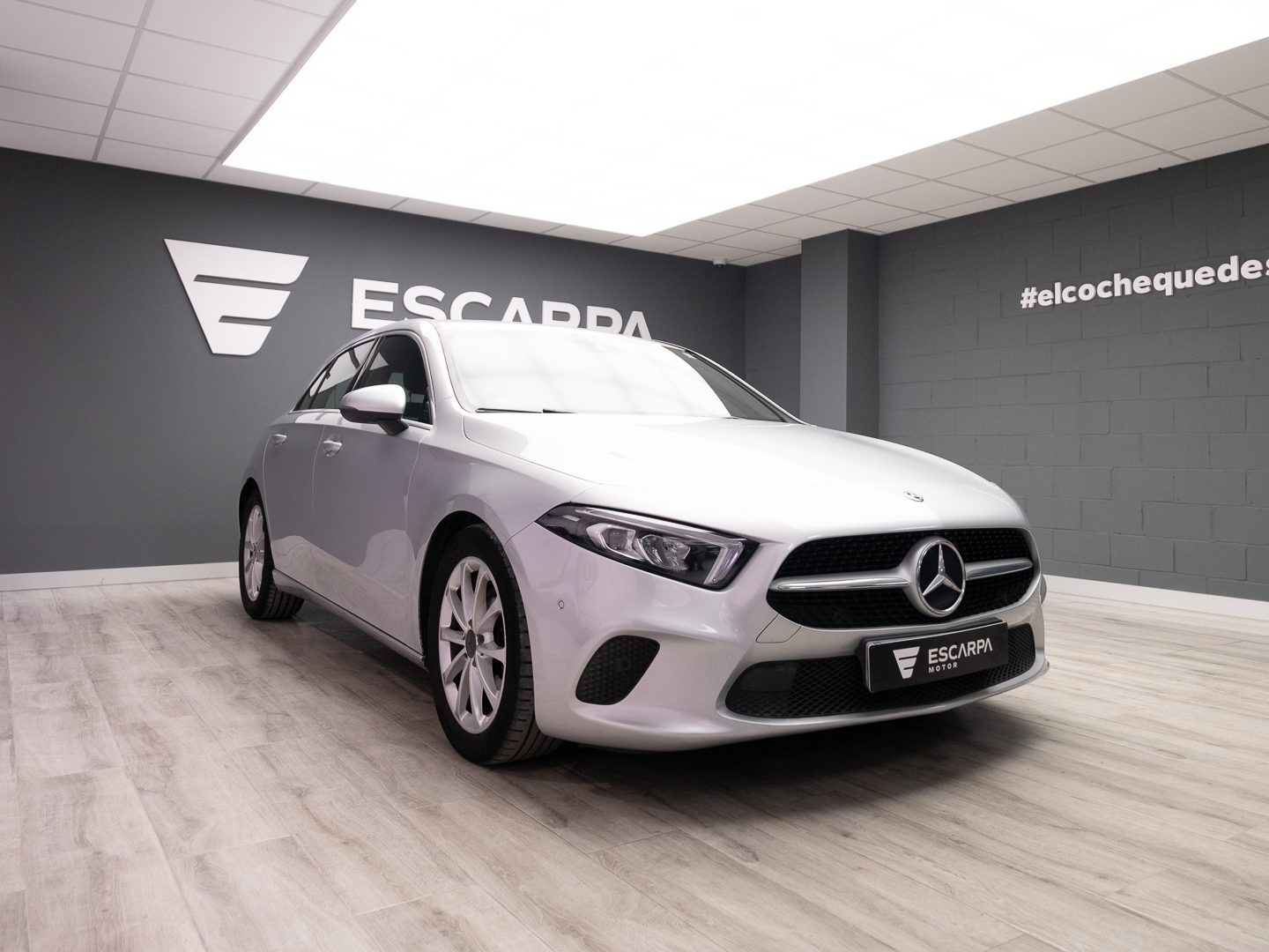 Foto exterior Mercedes-Benz Clase A 180D